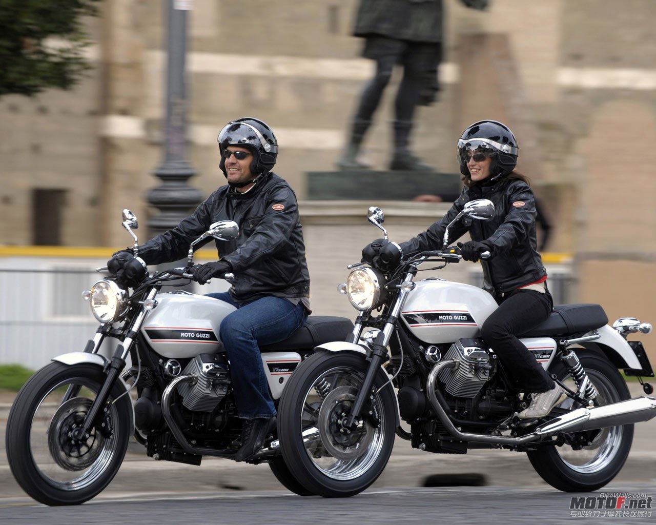 Moto_Guzzi_V7_Classic_2011_04_1280x1024.jpg