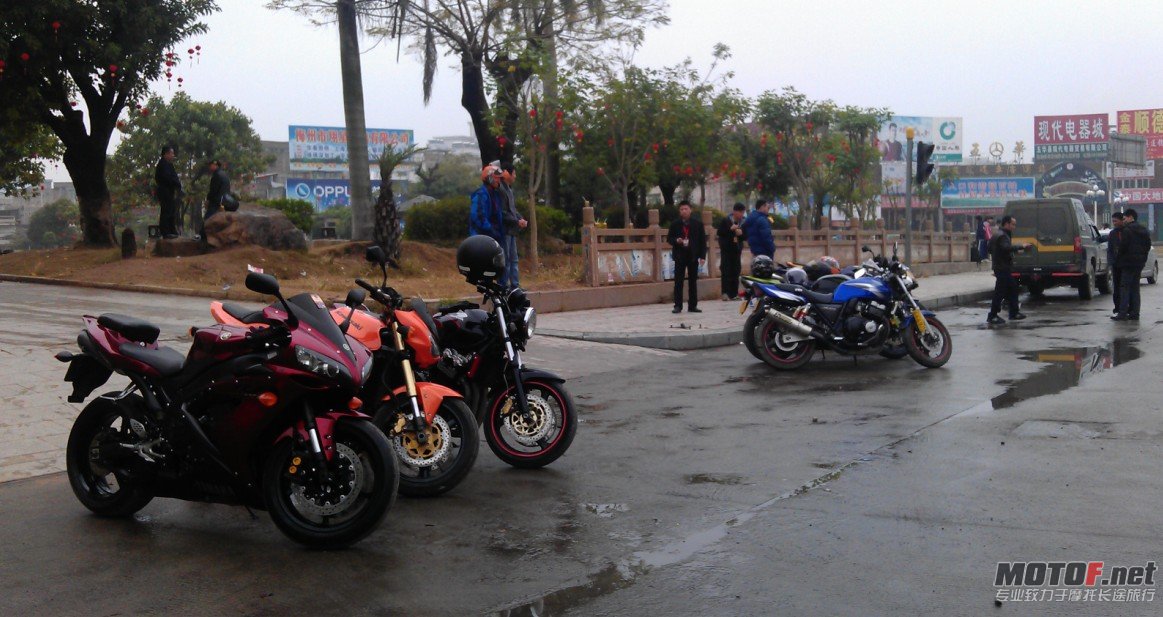 QQ截图20120115005236.jpg
