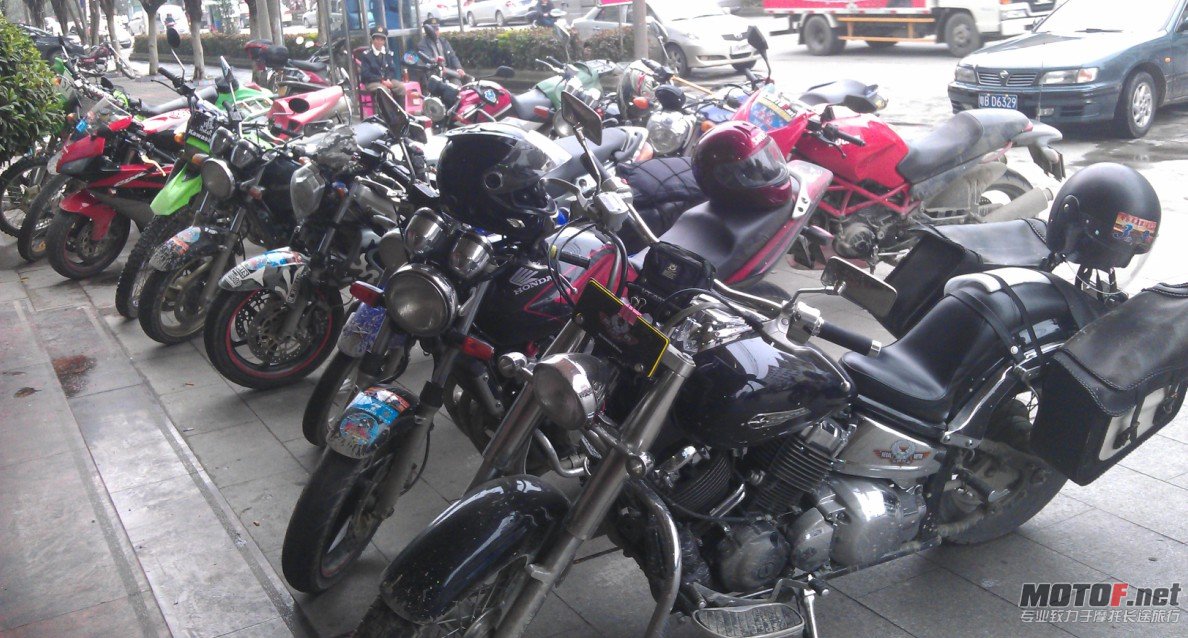 QQ截图20120115005409.jpg