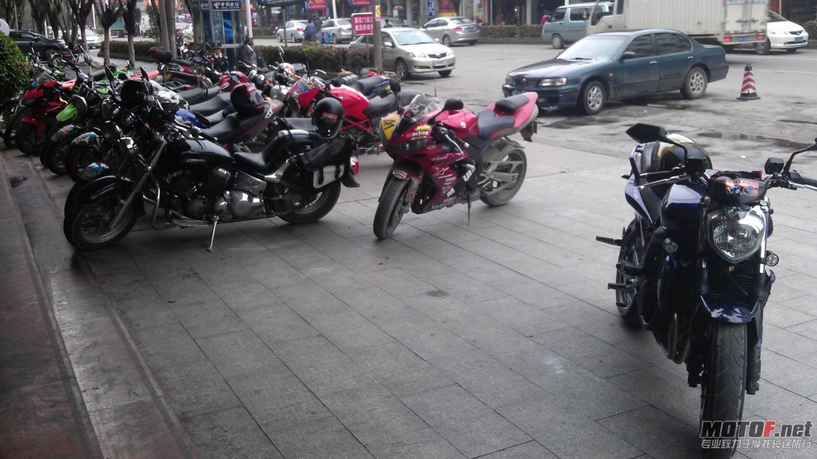 QQ截图20120115005418.jpg