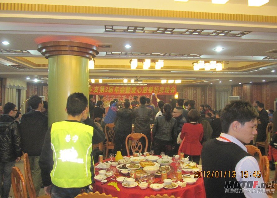 QQ截图20120115005036.jpg