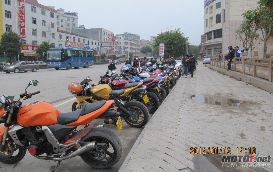 QQ截图20120115004445.jpg