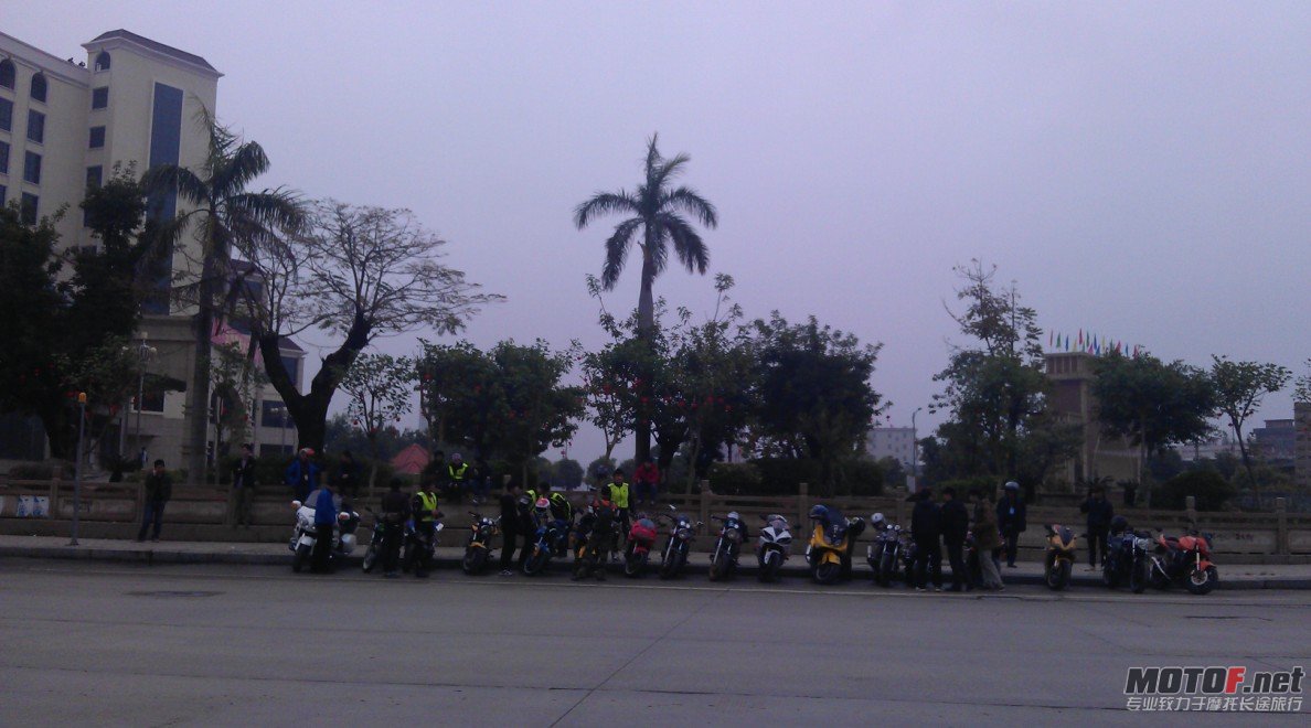 QQ截图20120115004021.jpg