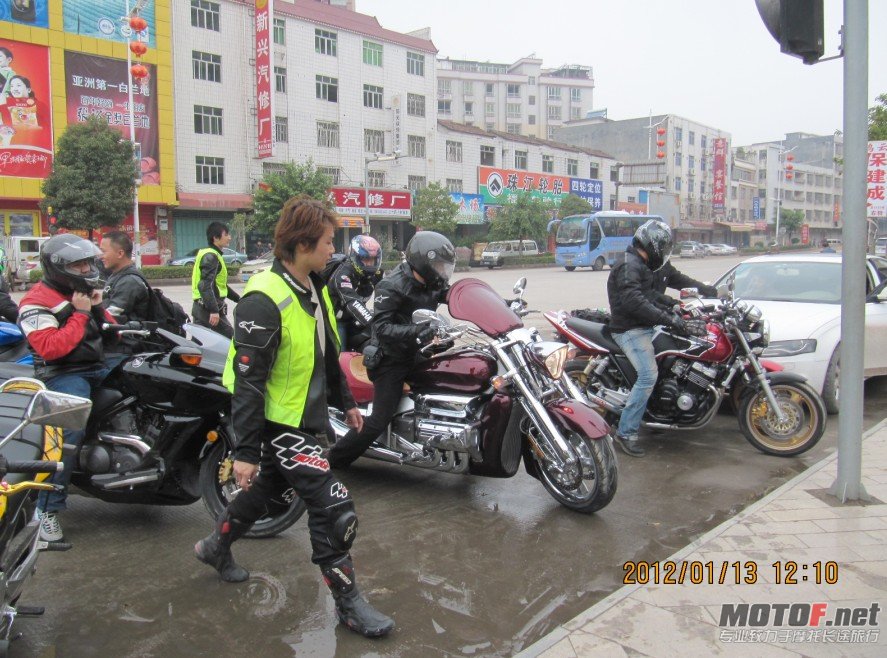 QQ截图20120115004314.jpg