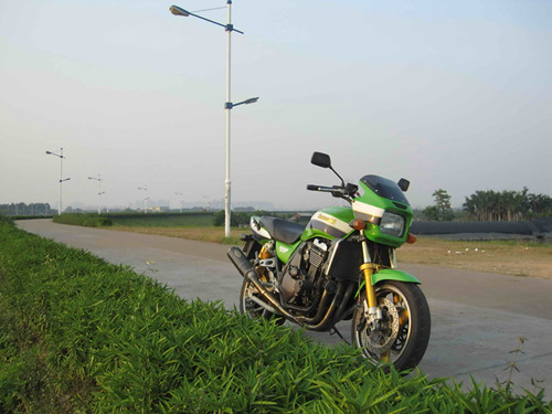ZRX1100.jpg