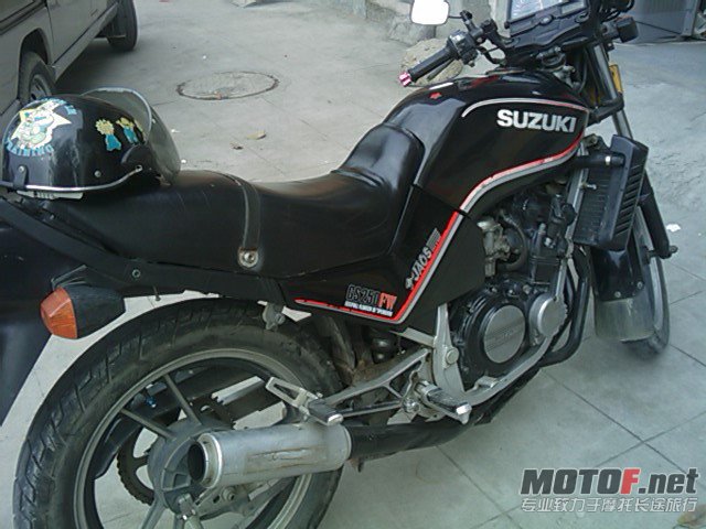 GS250FW