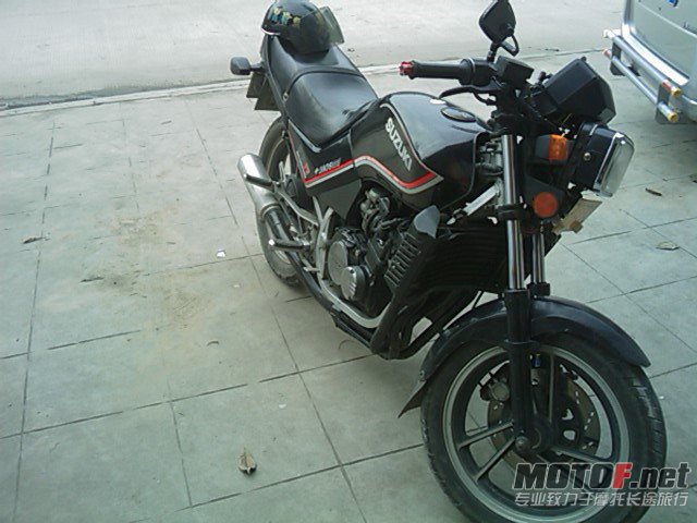 GS250FW