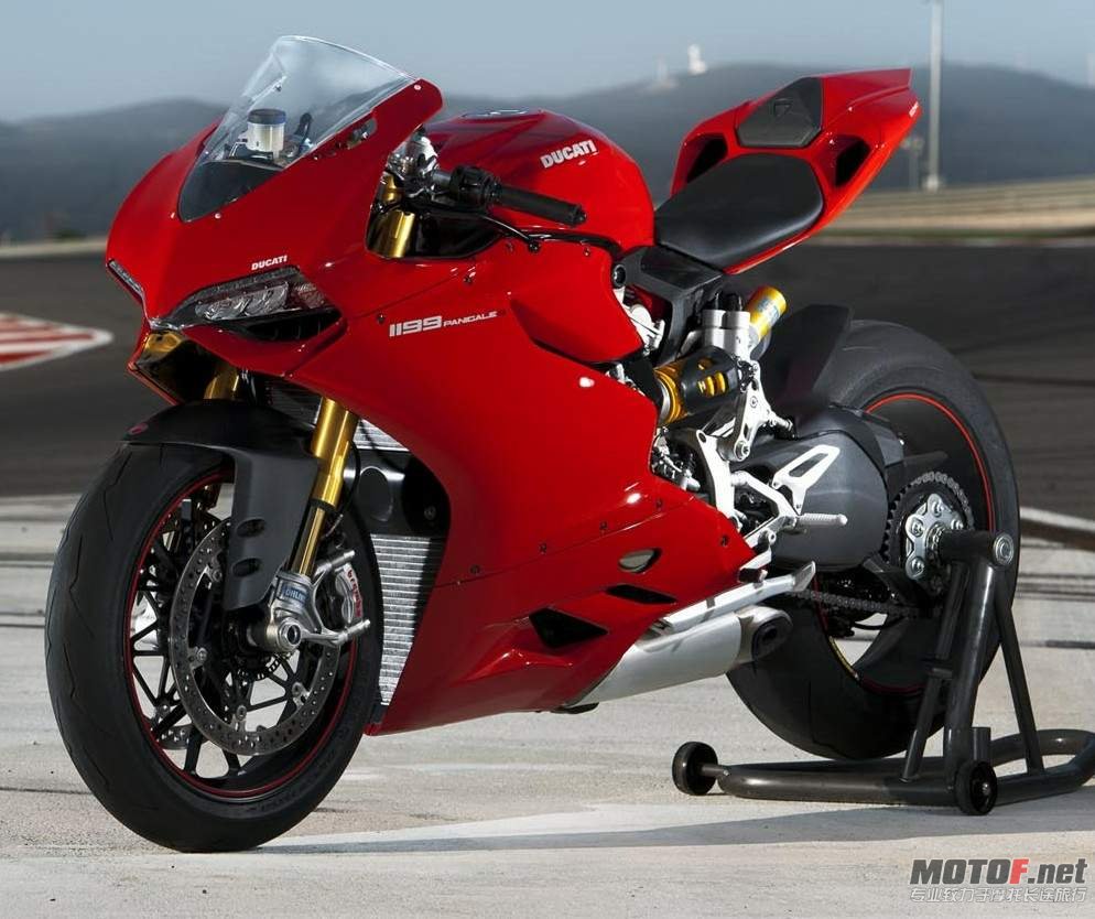 Ducati 1199 Panigale 12  4.jpg