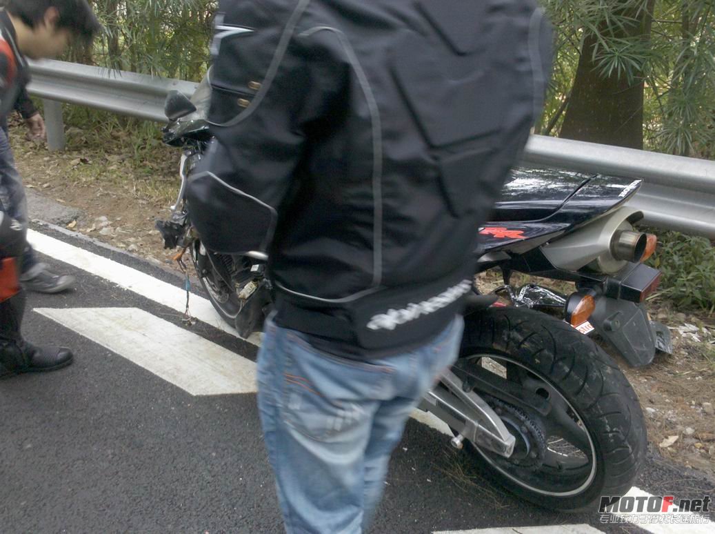 调整大小 IMG_20120204_165429.jpg