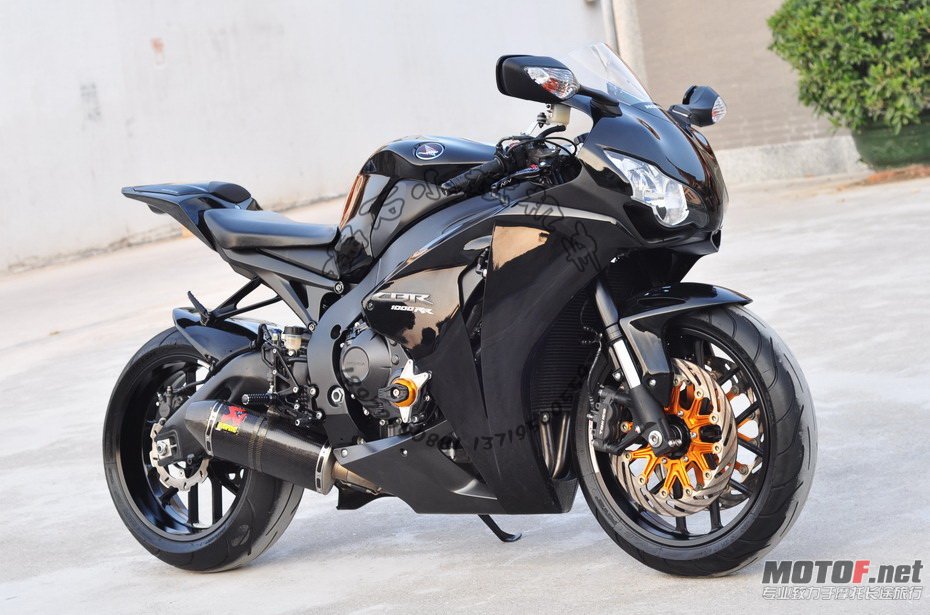 08CBR1000 (18).JPG