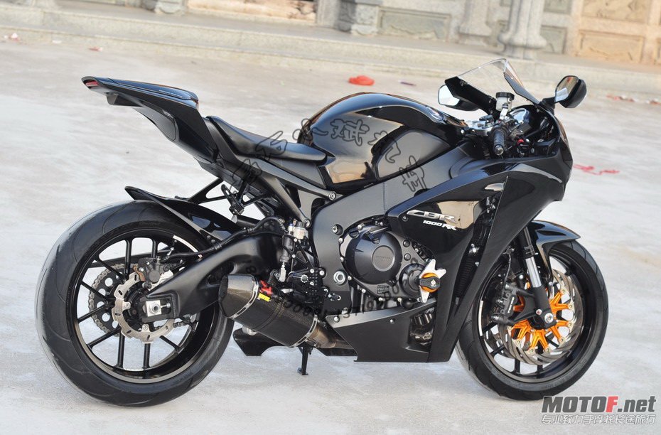 08CBR1000 (19).JPG