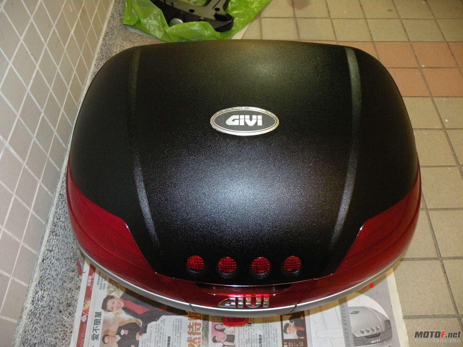GIVI V46E (1).jpg