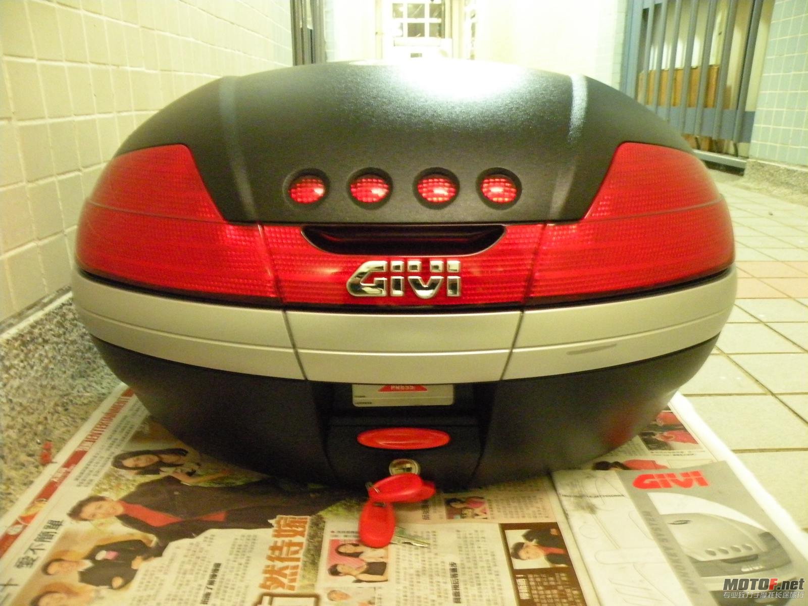 GIVI V46E (2).jpg