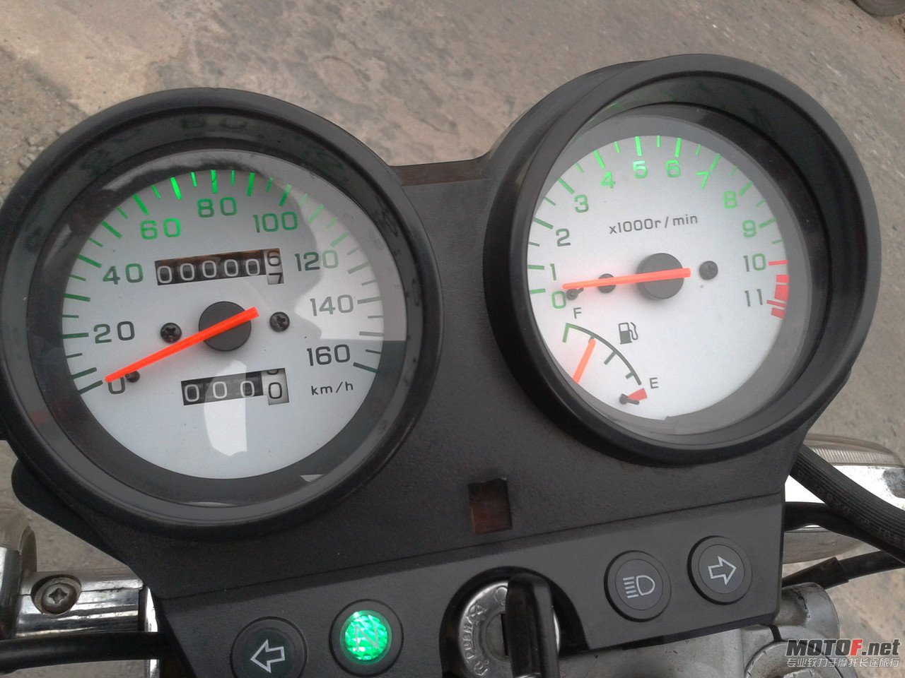 _2011_QMGY_PREV_2012-02-18 17.57.15[1].jpg
