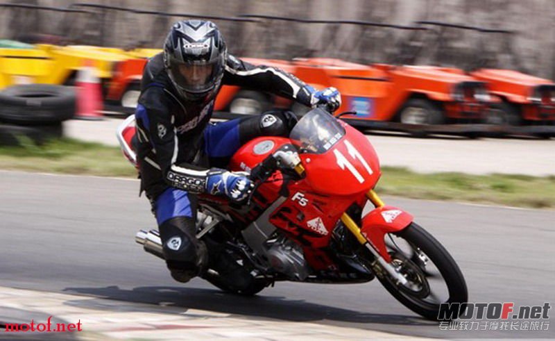20090522_0ba996fcff64cdec340awUGgrNkysIgE.jpg