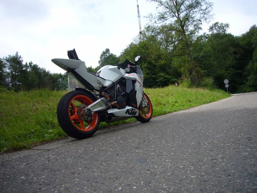 ktm-rc8-boris930-02-68848.jpg