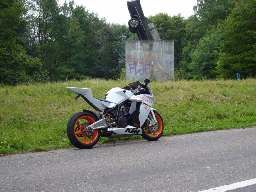 ktm-rc8-boris930-04-471a9.jpg