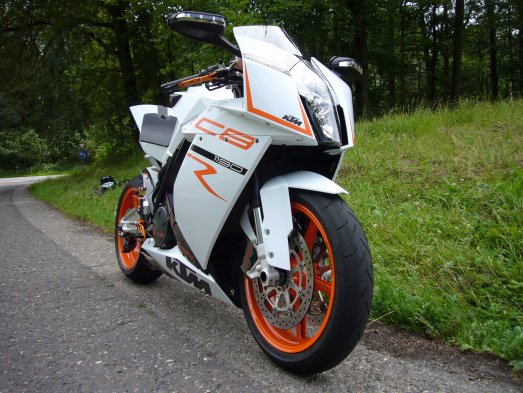 ktm-rc8-boris930-05-983c0.jpg