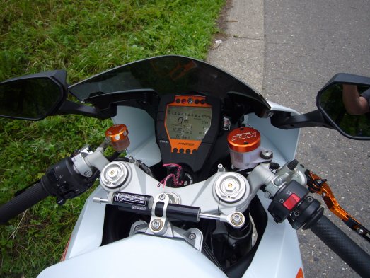 ktm-rc8-boris930-08-70724.jpg