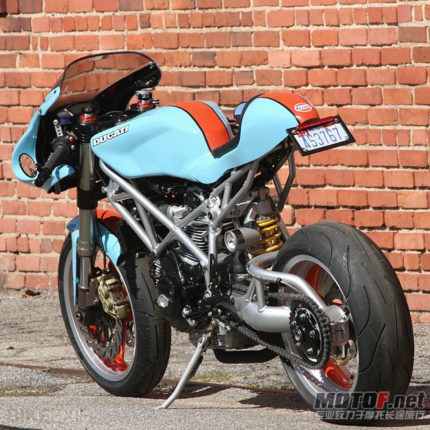 cafe-racer-ducati-gulf-cafe-4.jpg