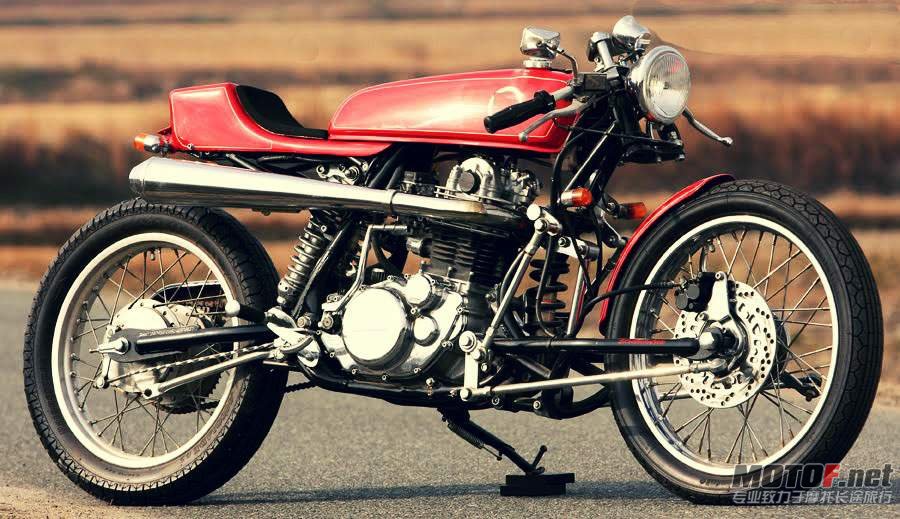 Yamaha SR400 by Skull Motorcycles.jpg