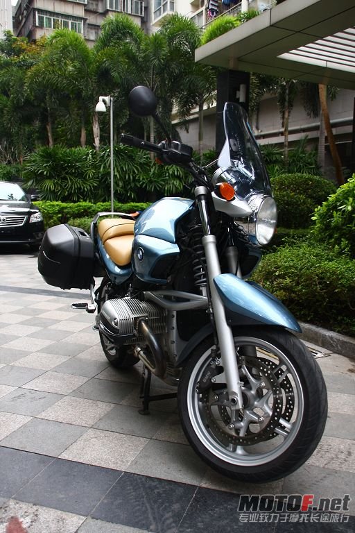 R1150R-1.jpg