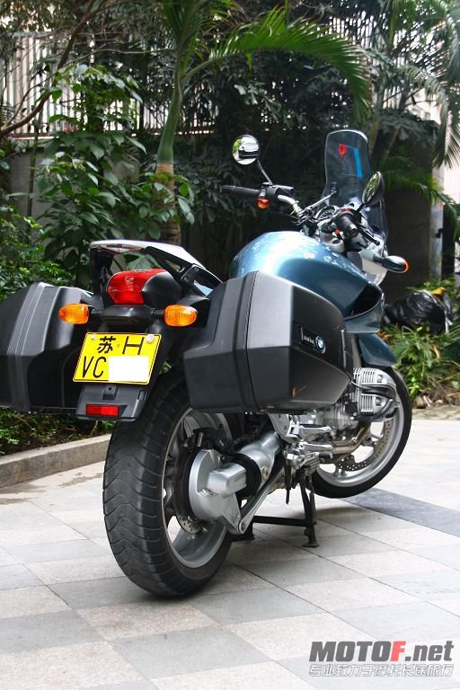 R1150R-3-1.jpg