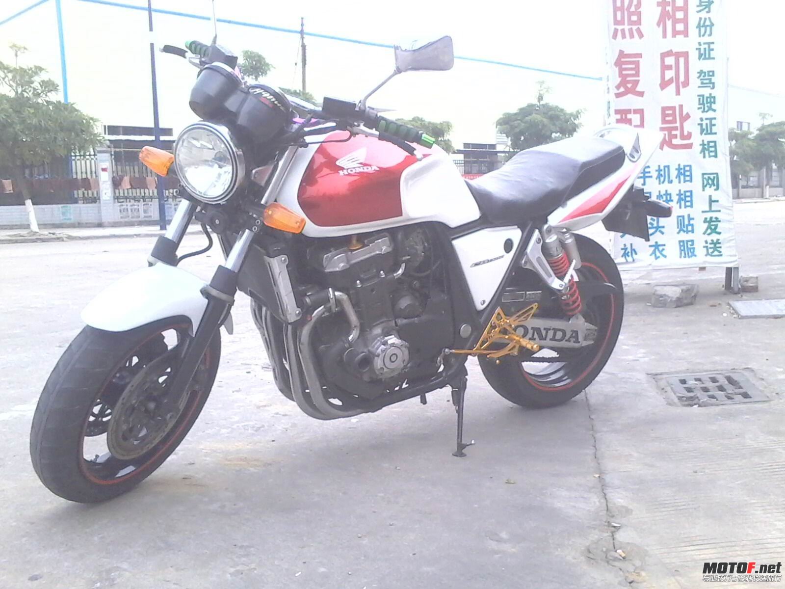 @S~_DV1{R5[J([JN7{W(9.jpg