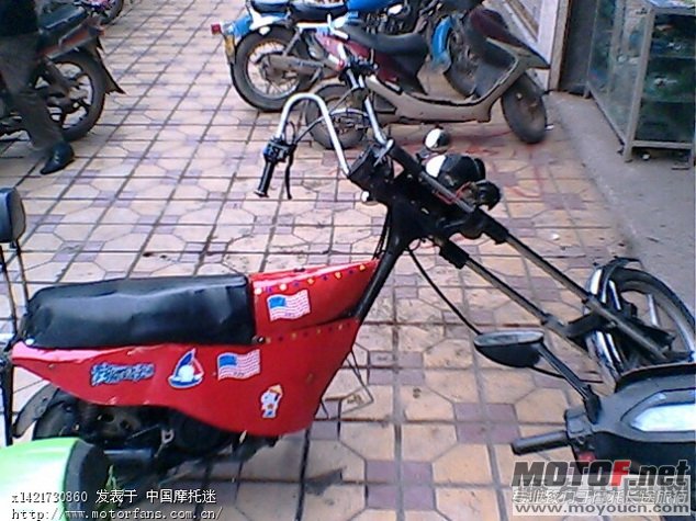 10032377n8sjzfw7twitld.jpg