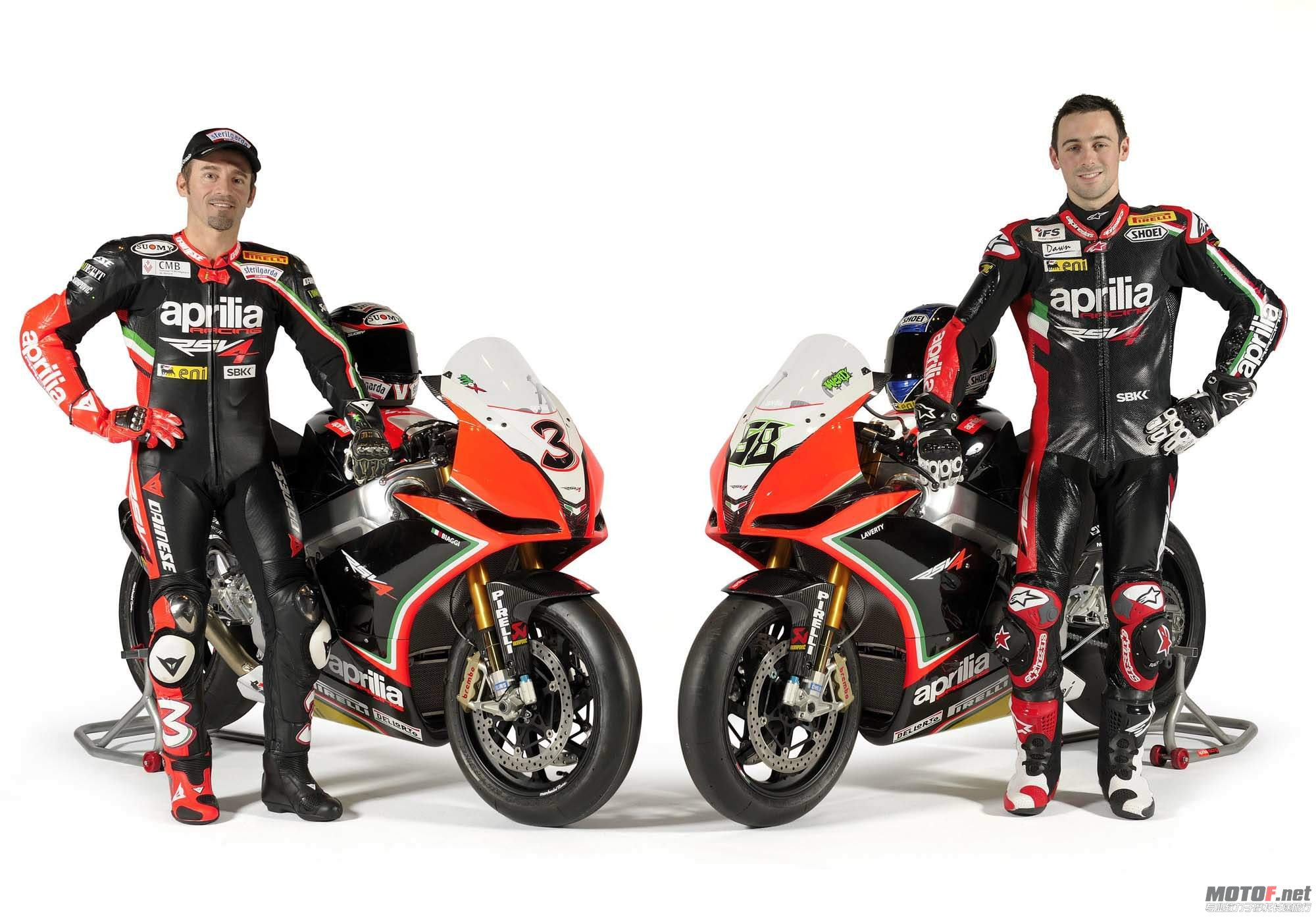 Aprilia RSV4 WSBK 12  3.jpg