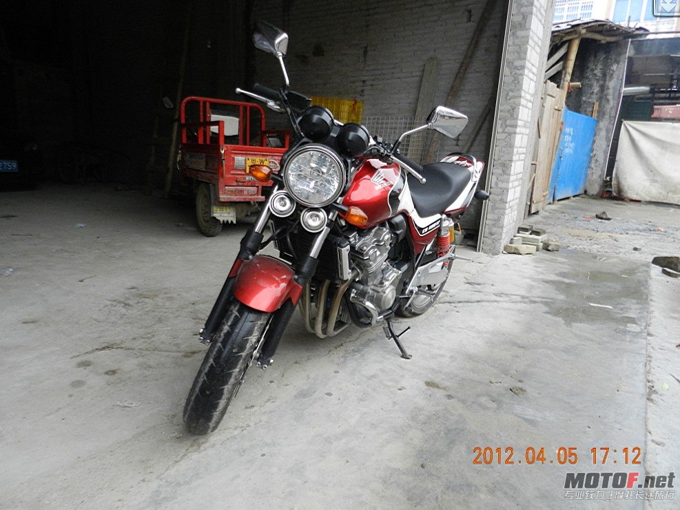 QQ截图20120409193658.jpg