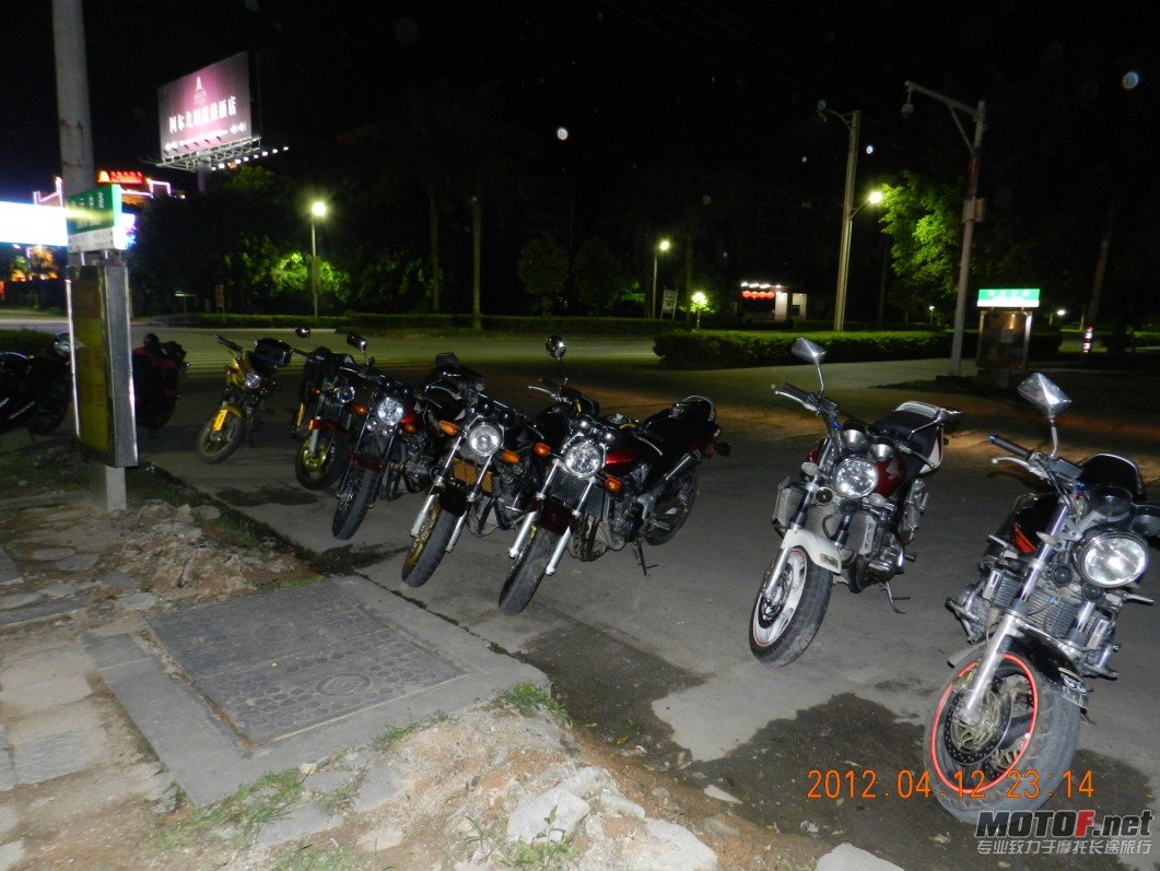 QQ截图20120414011129.jpg
