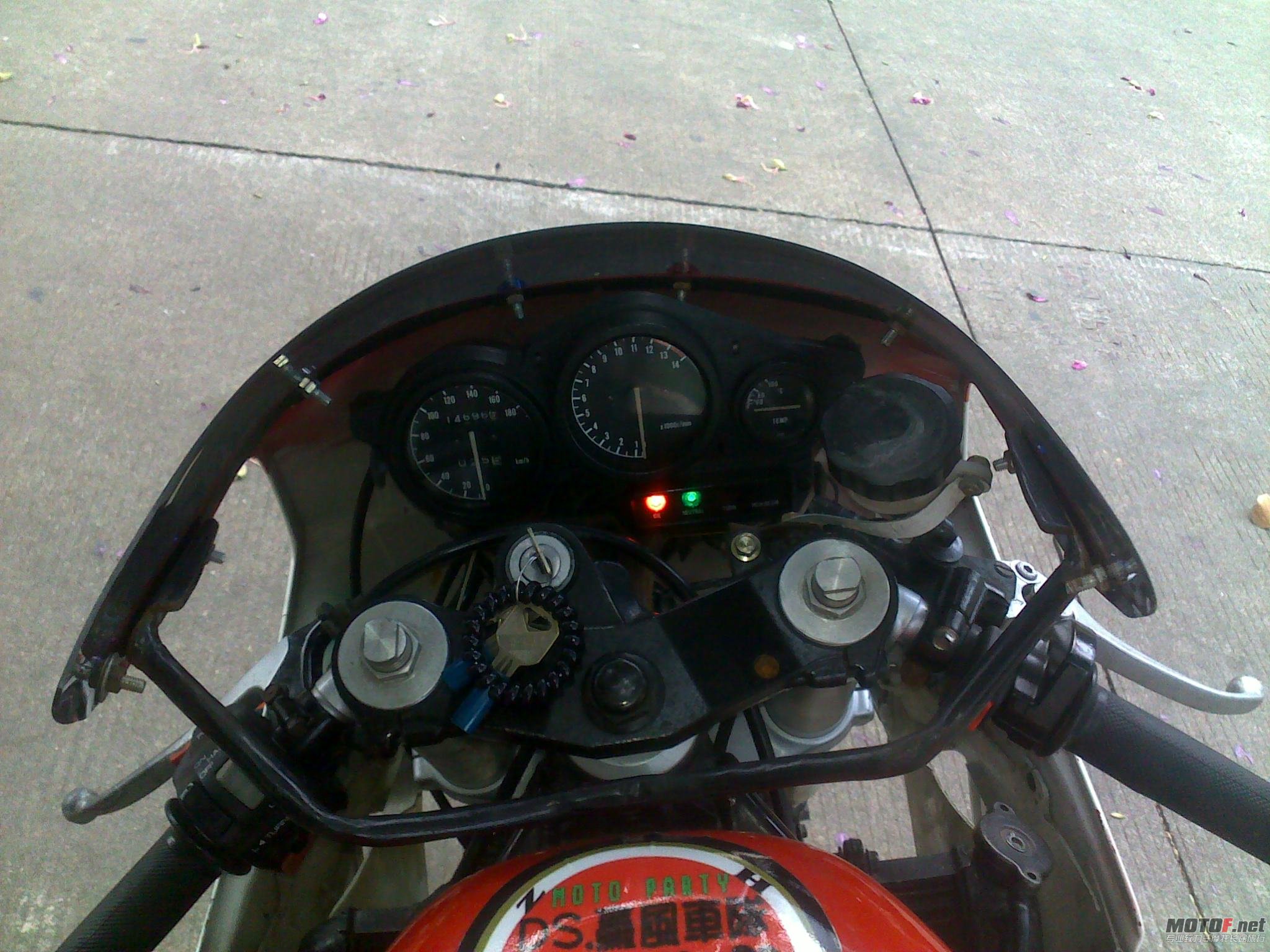 201111241869.jpg