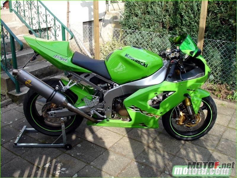 1228805855256064-Kawasaki-Ninja-ZX-6-R.jpg