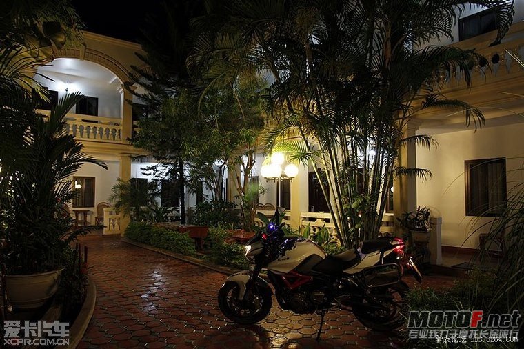 2012040907_1c902bc332c9ef2bdbc5Tnht38h5rWV8[1].jpg