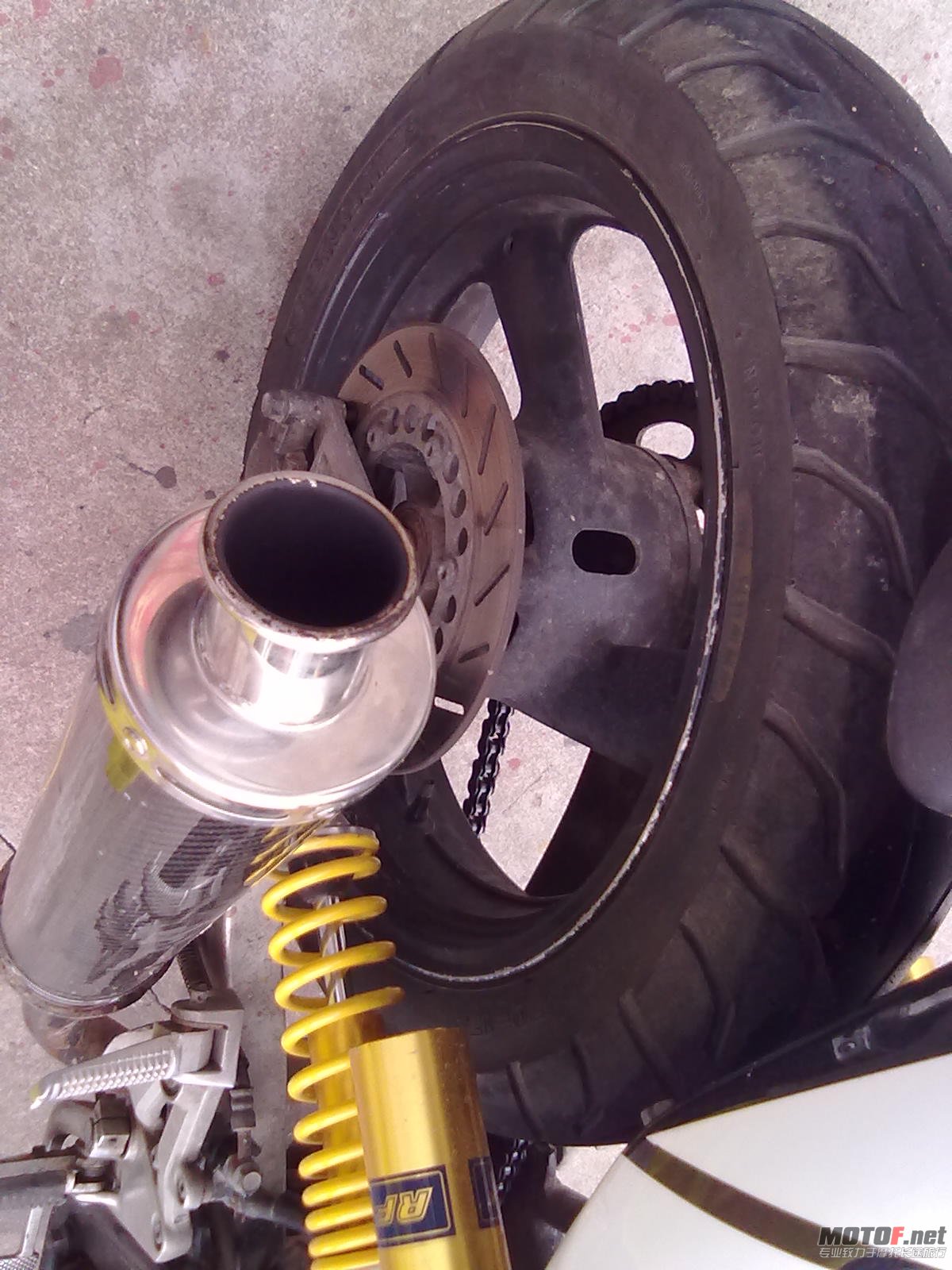 20120427325.jpg