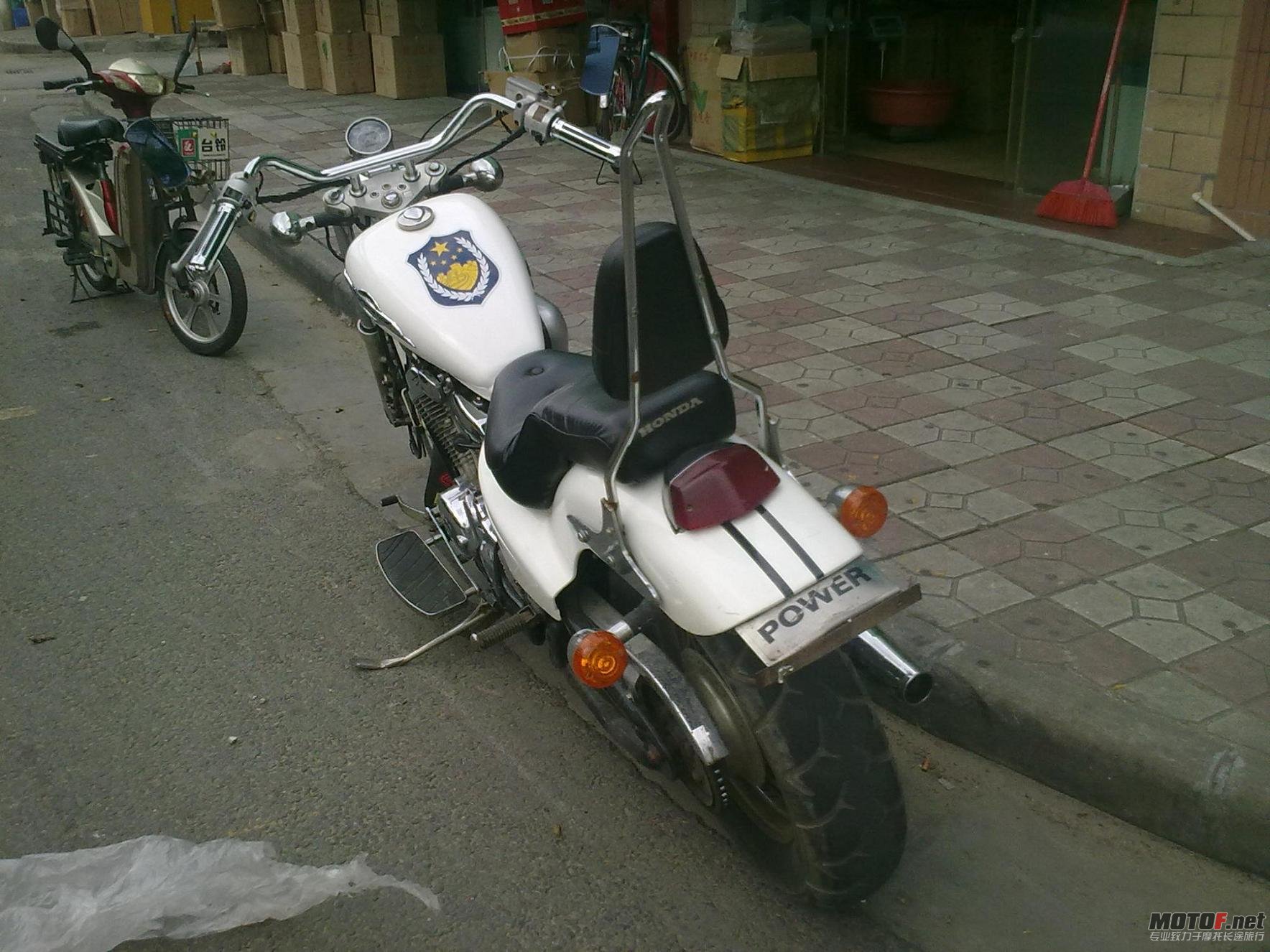 201204305654.jpg