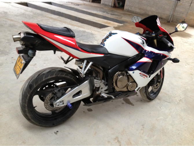 cbr3.jpg