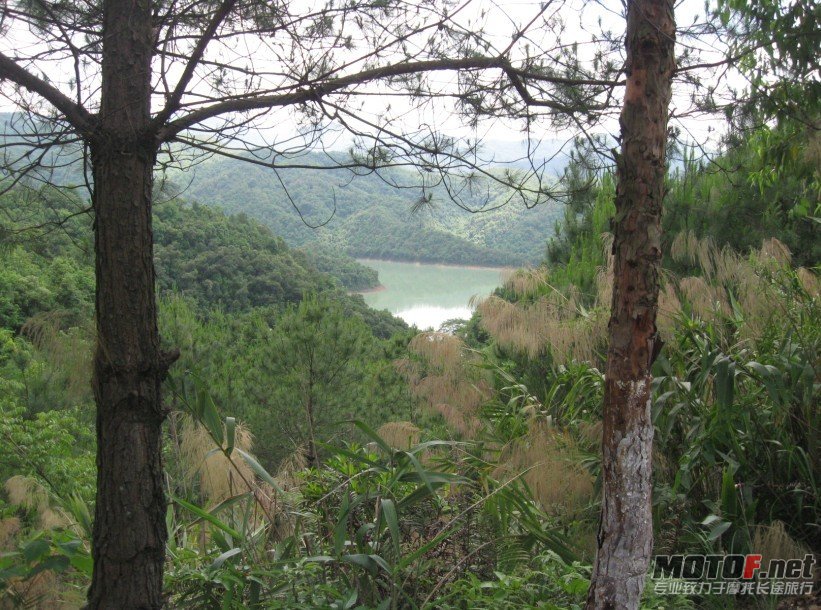 又一漂亮大水库