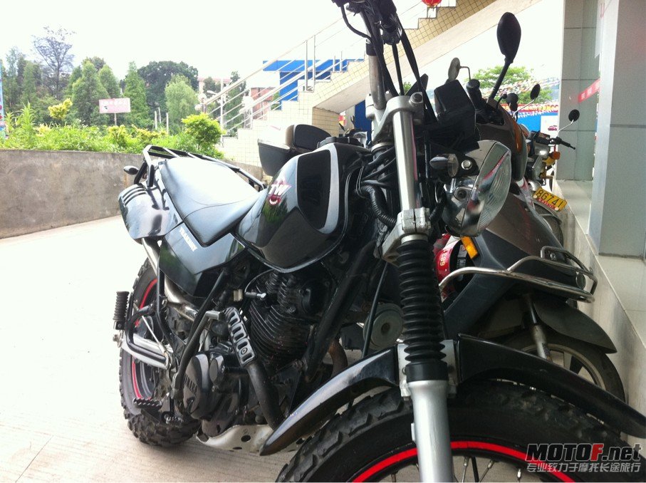 TW200.4.jpg
