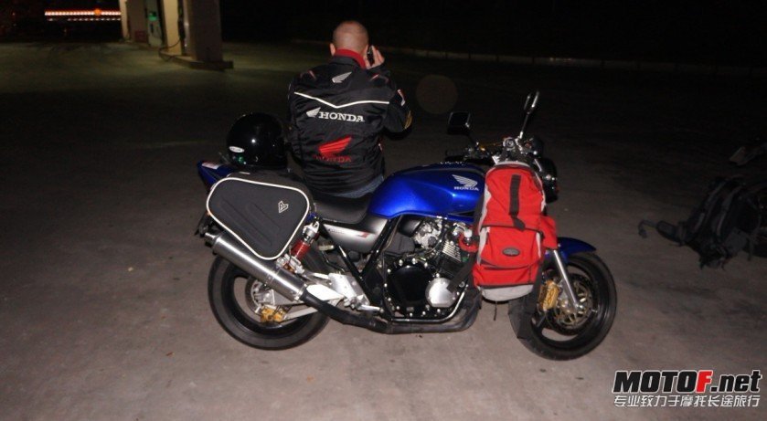 014716c2vx9s8vyke00kvn[1].jpg