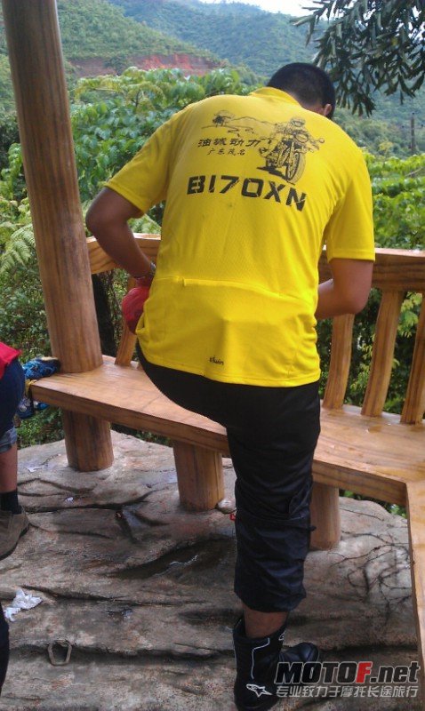 12-7E46B63B-1607998-800.jpg