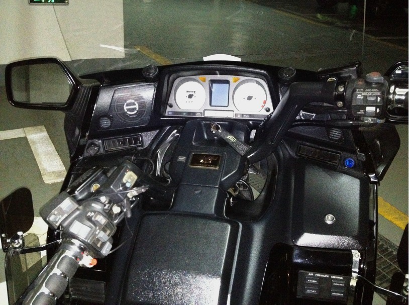 GL1500.jpg3.jpg