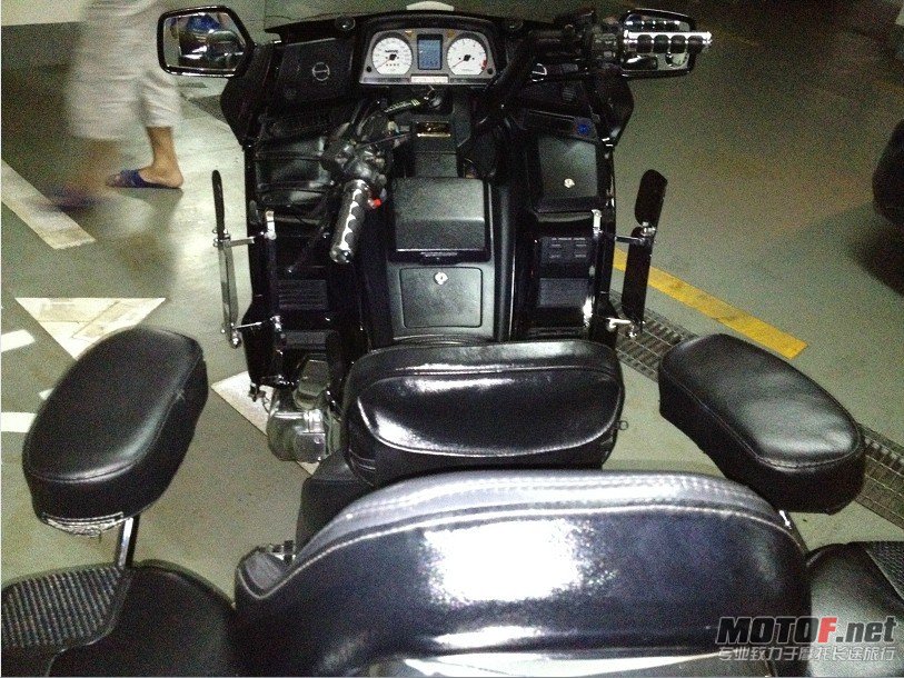 GL1500.jpg12.jpg