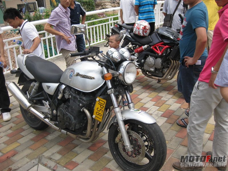 IMG_1019_缩小大小.JPG