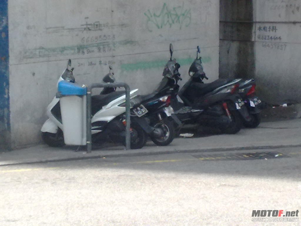 201206061380.jpg