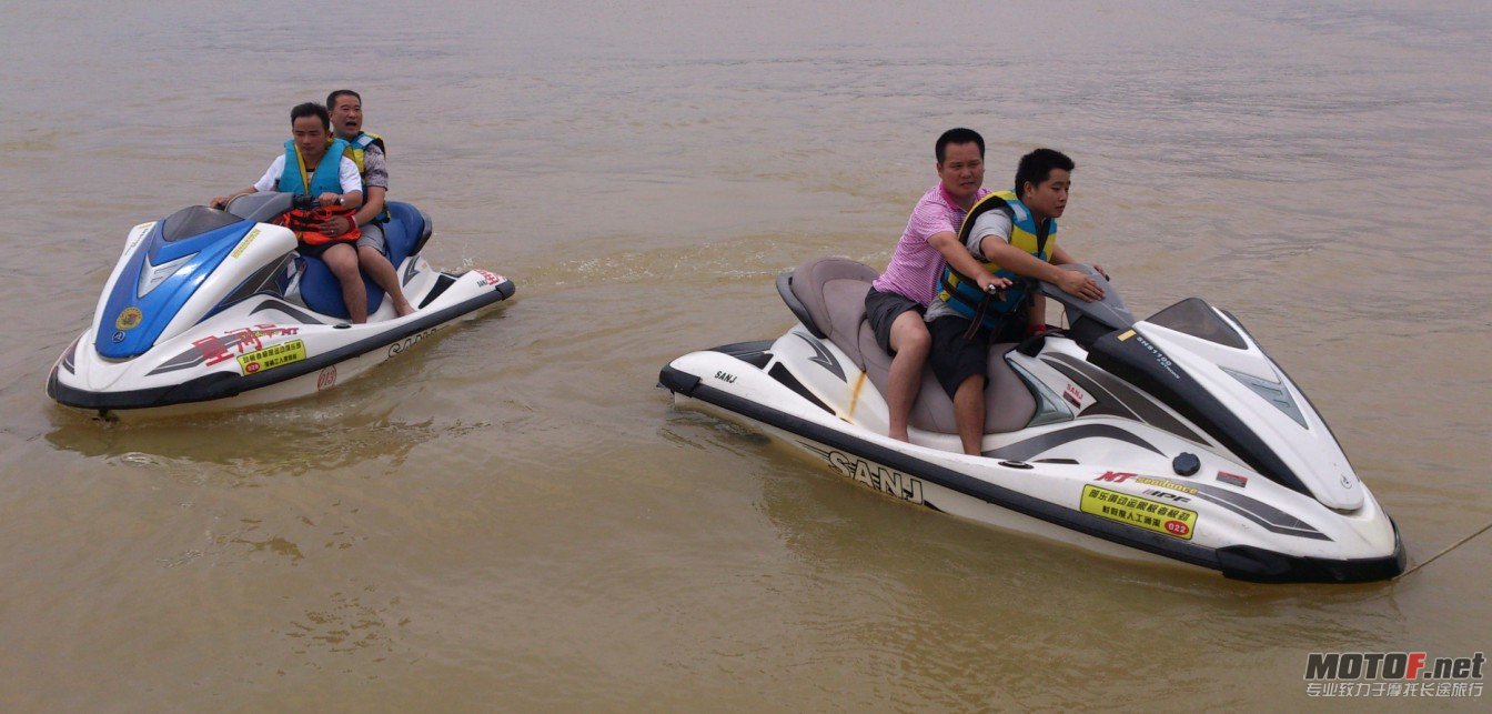QQ截图20120613233042.jpg