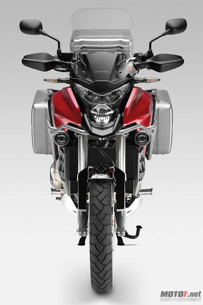 Honda crosstourer-se  3.jpg