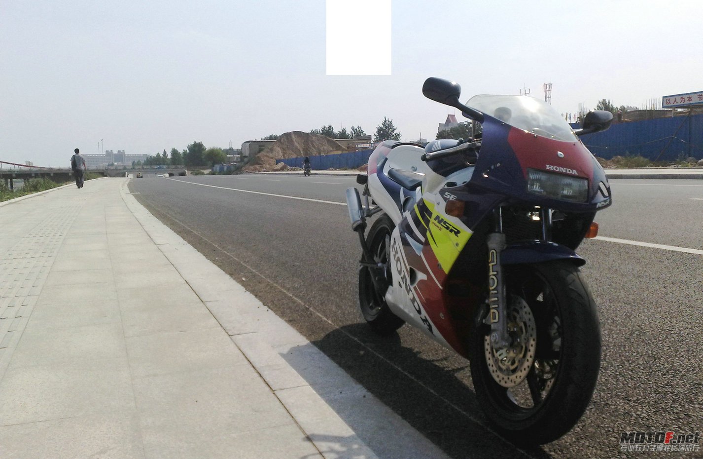 201206161528.jpg