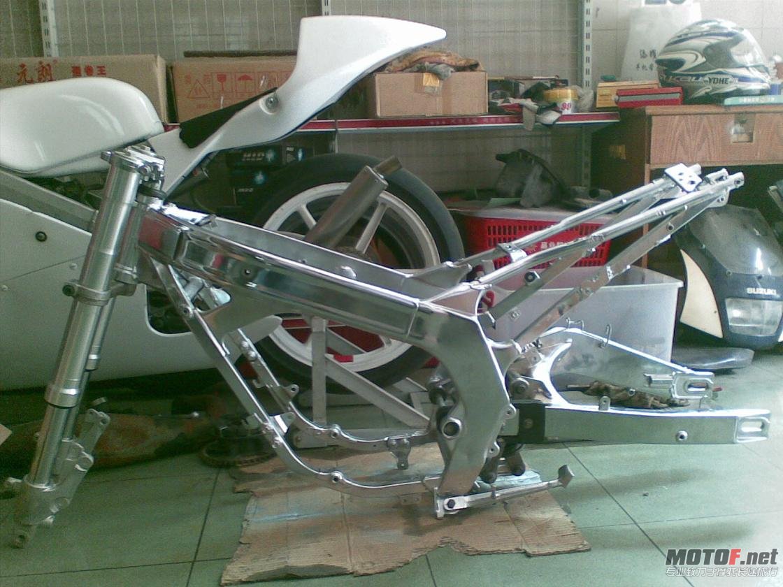 RG125  (2).jpg